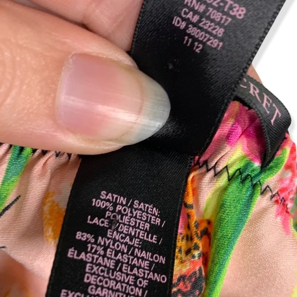 Victoria's Secret Satin Lace Floral Negligee Large - Picture 6 of 6